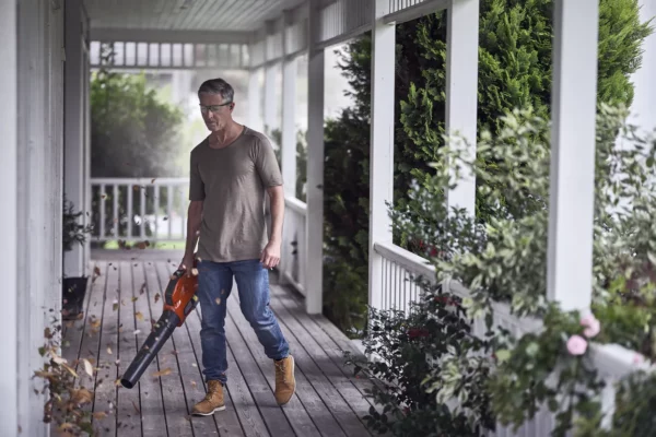 Akumulátorový foukač HUSQVARNA 120iB bez akumulátoru a nabíječky DOPRODEJ - Obrázek 2