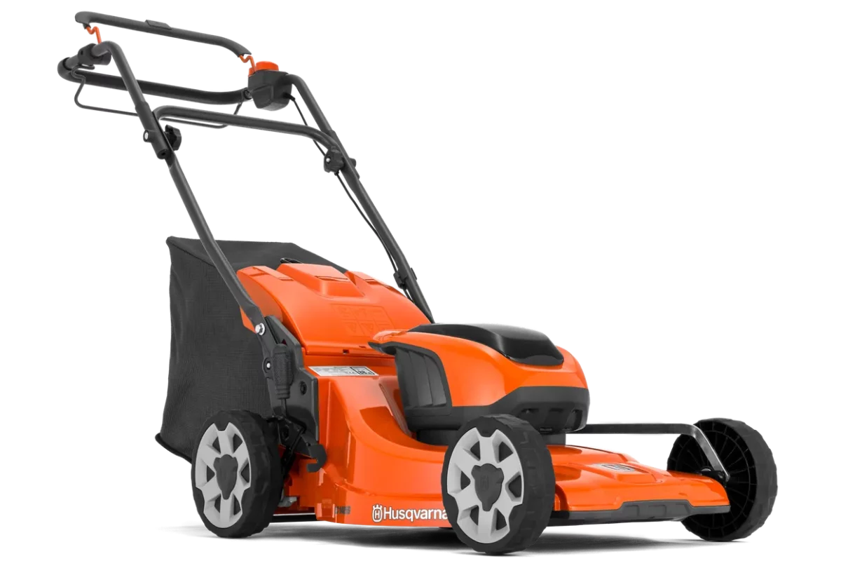 Akumulátorová sekačka HUSQVARNA LC 142iS s 2 akumulátory a nabíječkou