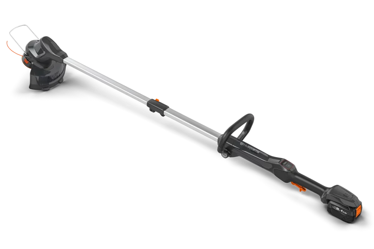 Akumulátorový vyžínač Husqvarna Aspire™ T28-P4A s akumulátorem B45 a nabíječkou