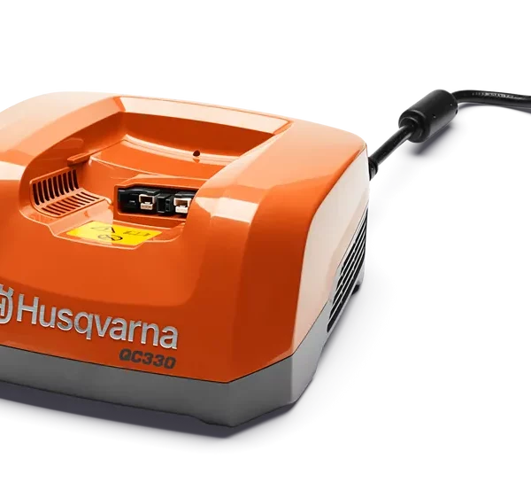 Nabíječka Husqvarna QC330